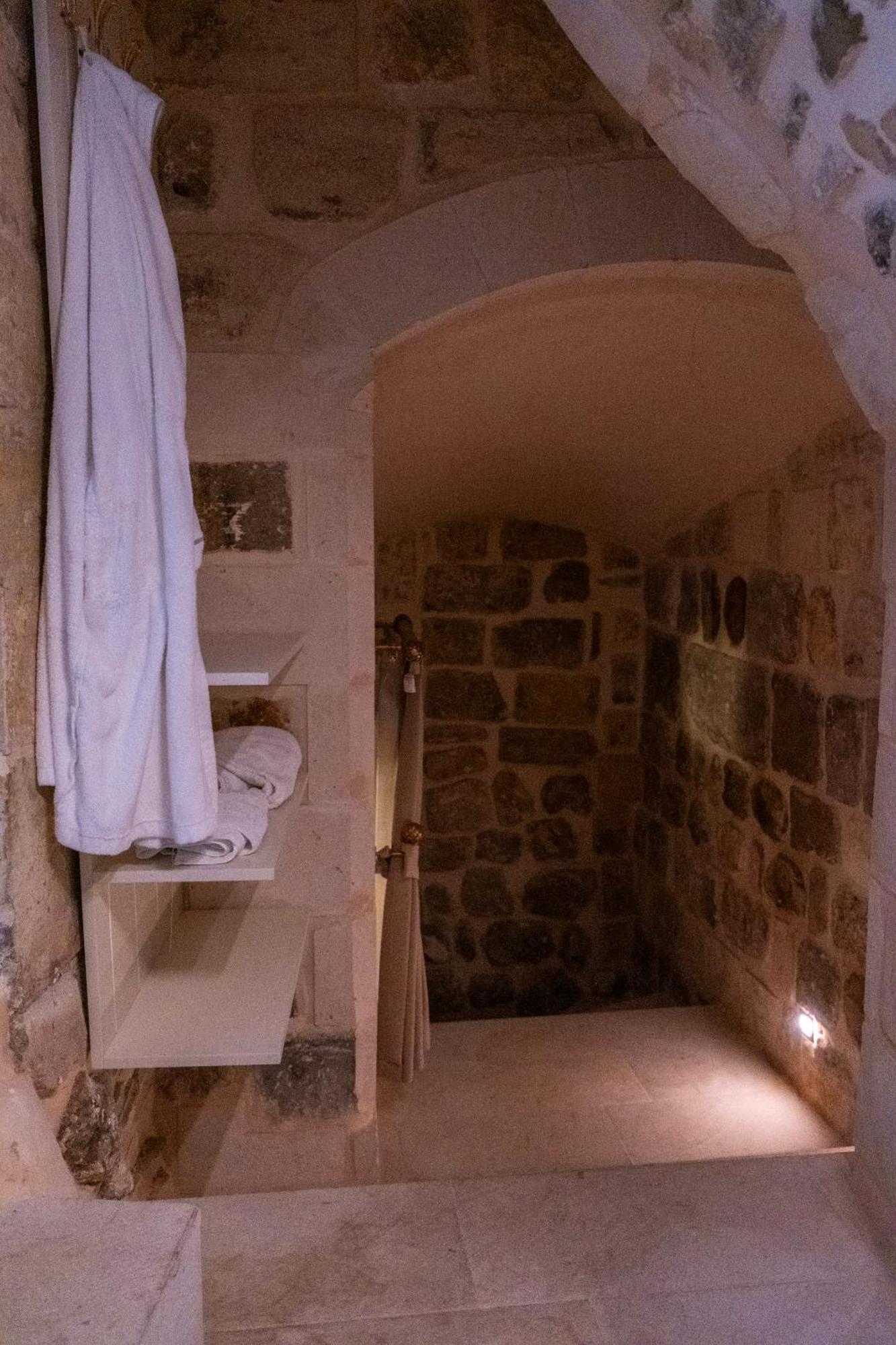 Ana Talia House Hotel