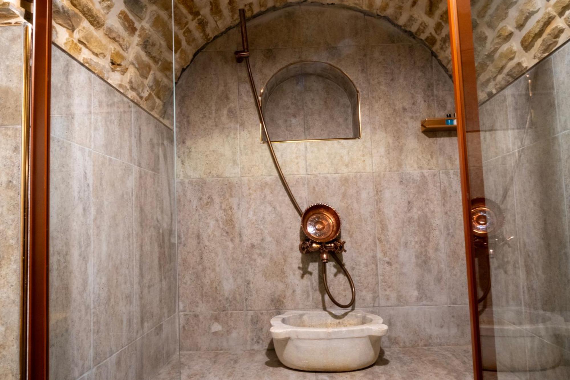 Ana Talia House Hotel *