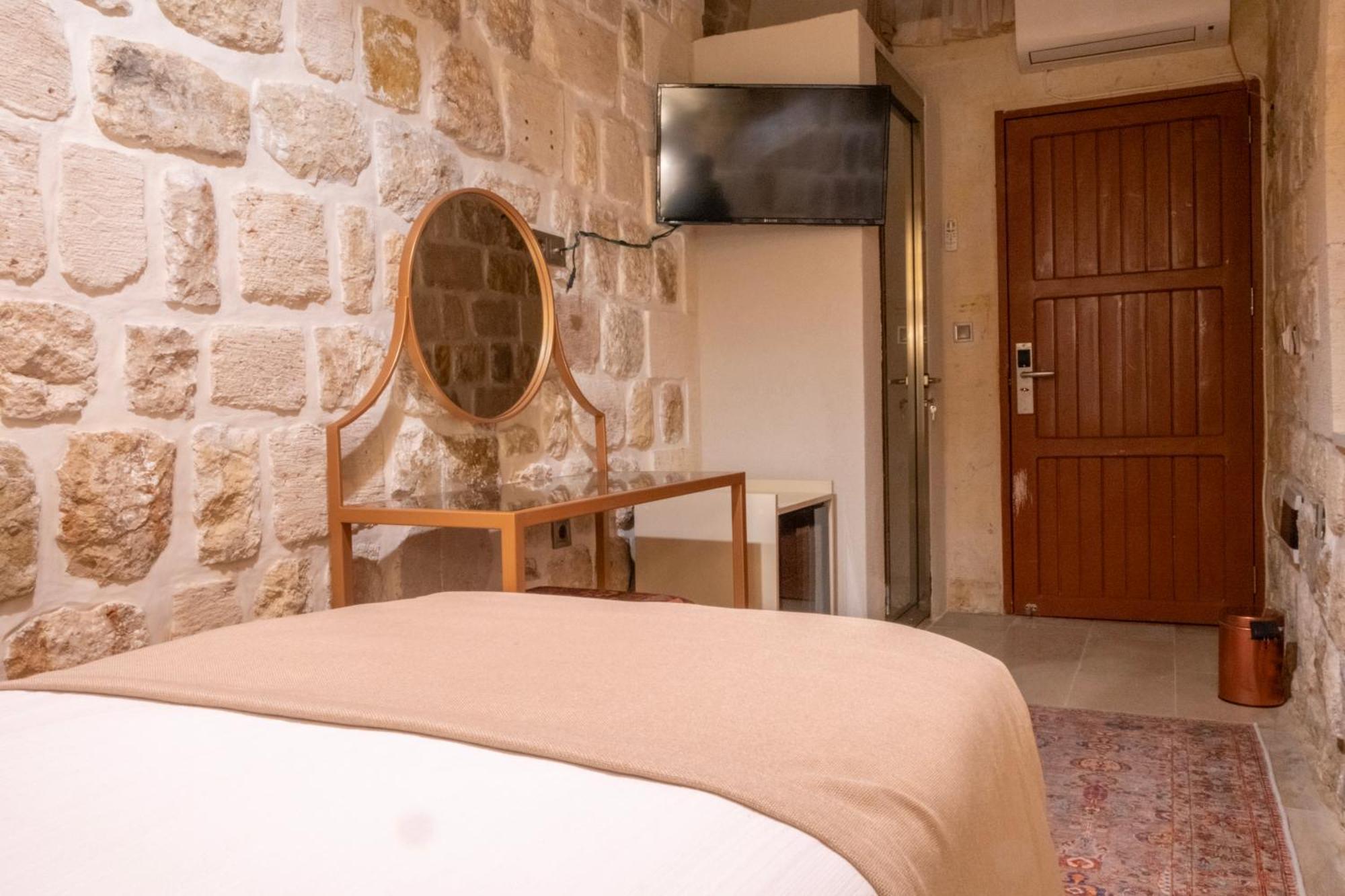 Hotel Ana Talia House